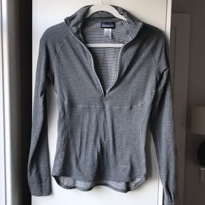 Patagonia half zip pullover